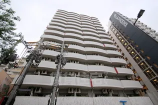 セレニテ新大阪カルム【3階】の外観