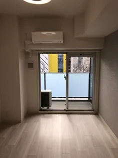 エステムコート名古屋グロース【3階】の居間