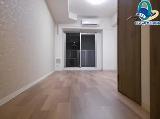 プレサンス丸の内リラティ【2階】の居間