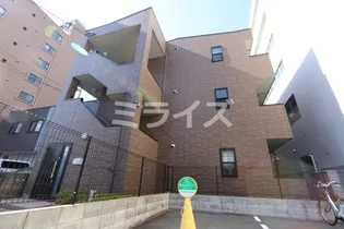 アンプルールフェールSHIBATA【3階】の外観