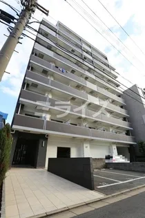 レジュールアッシュ江坂【2階】の外観