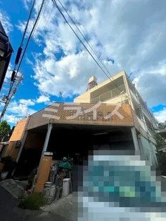 岡マンション【2階】の外観