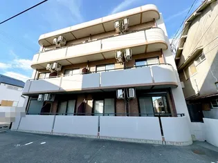 グランドール【1階】の外観