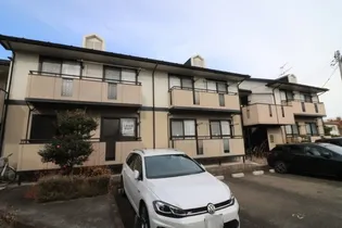 ロイヤルガーデン吉倉 D【1階】の外観