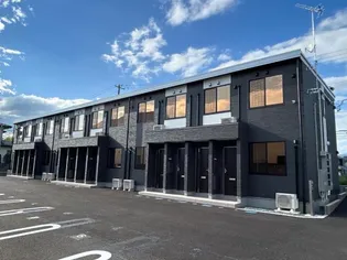 カーサ・ソレイユ鎌田【1階】の外観