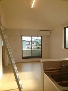 ストリングスⅢ【2階】の居間