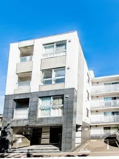 ラフィネ東札幌【2階】の外観