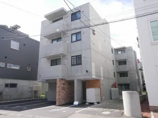 Maison chouchou 南平岸(メゾンシュシュミナミヒラギシ)【1階】の外観