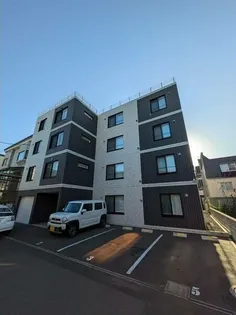Y′s Hiragishi【1階】の外観