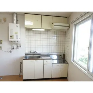 プラザケアンズA棟【201号室】のキッチン