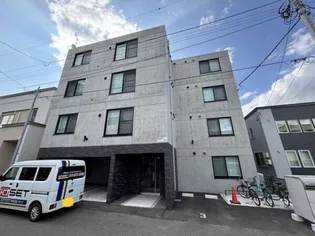 ジーハイム美園【3階】の外観