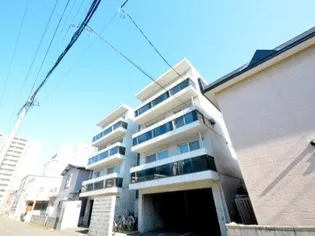 ヴィラ・アーバーナ【4階】の外観