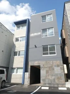 Y'sフェリーチェ南郷【3階】の外観