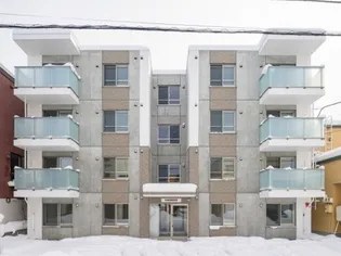 FAVORITE NAKANOSHIMA(フェイバリト中の島)【2階】の外観