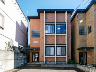 ウィスダム月寒中央【1階】の外観