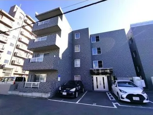 サンコート東札幌壱番館【3階】の外観