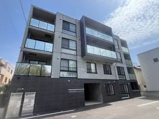 Calore【3階】の外観