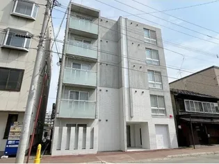 LF21【3階】の外観