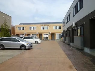 北海道札幌市豊平区西岡二条10丁目【テラスハウス】の外観