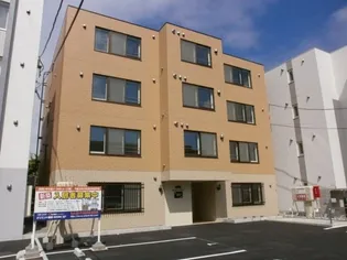 ハウス中の島シュライン【4階】の外観