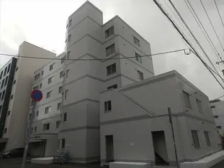 平岸2.7レジデンス【4階】の外観