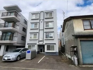 ベルメゾン菊水【101号室】の外観