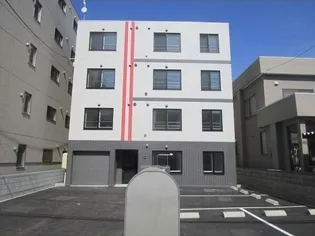 ラグジースペース美園の画像