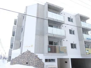 アミーナVIIIの画像