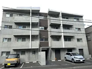 トロワドメーヌの画像