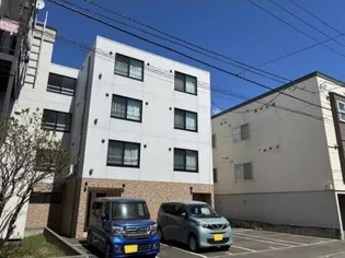 プルメリア栄通【1階】の外観
