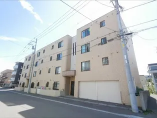 エルナ栄通の画像