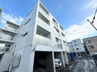プレミアシティ元町【3階】の外観
