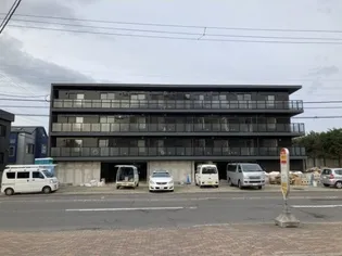 メニーズコート麻生西プレミア【302号室】の外観