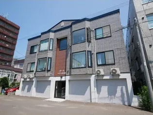 パースシティE15【103号室】の外観