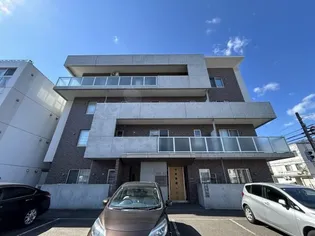 エスパス元町【2階】の外観