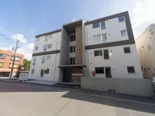 ブルーイング本町【1階】の外観