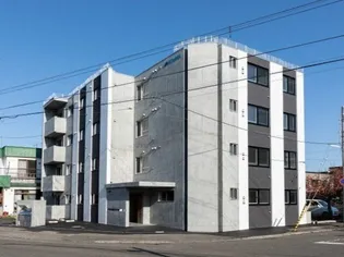 トロワブランの画像