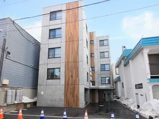 プレドニア南麻生【5階】の外観