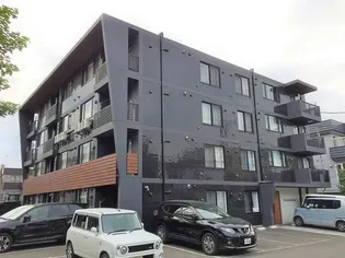 メニーズコート新道東【1階】の外観