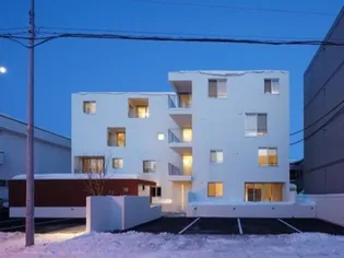 エミアス【3階】の外観