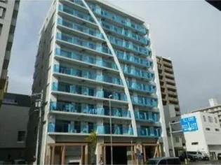 コローレ知事公館前の画像