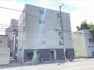 プランドールL【5階】の外観