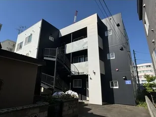 Y’s環状通東【303号室】の外観