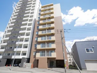 レフィナード北12条の画像