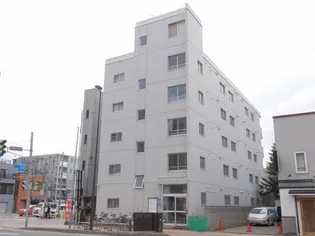 マンション常盤【4階】の外観