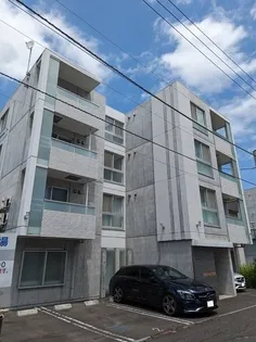 ファランドール札幌 【4階】の外観