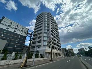グランファーレ学園前ステーションサイドの画像