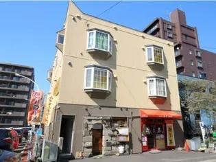 ユニビルの画像