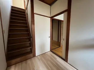 八尾木貸家の内装