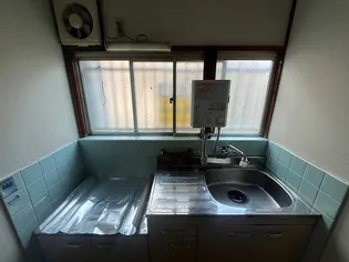 八尾木貸家のキッチン